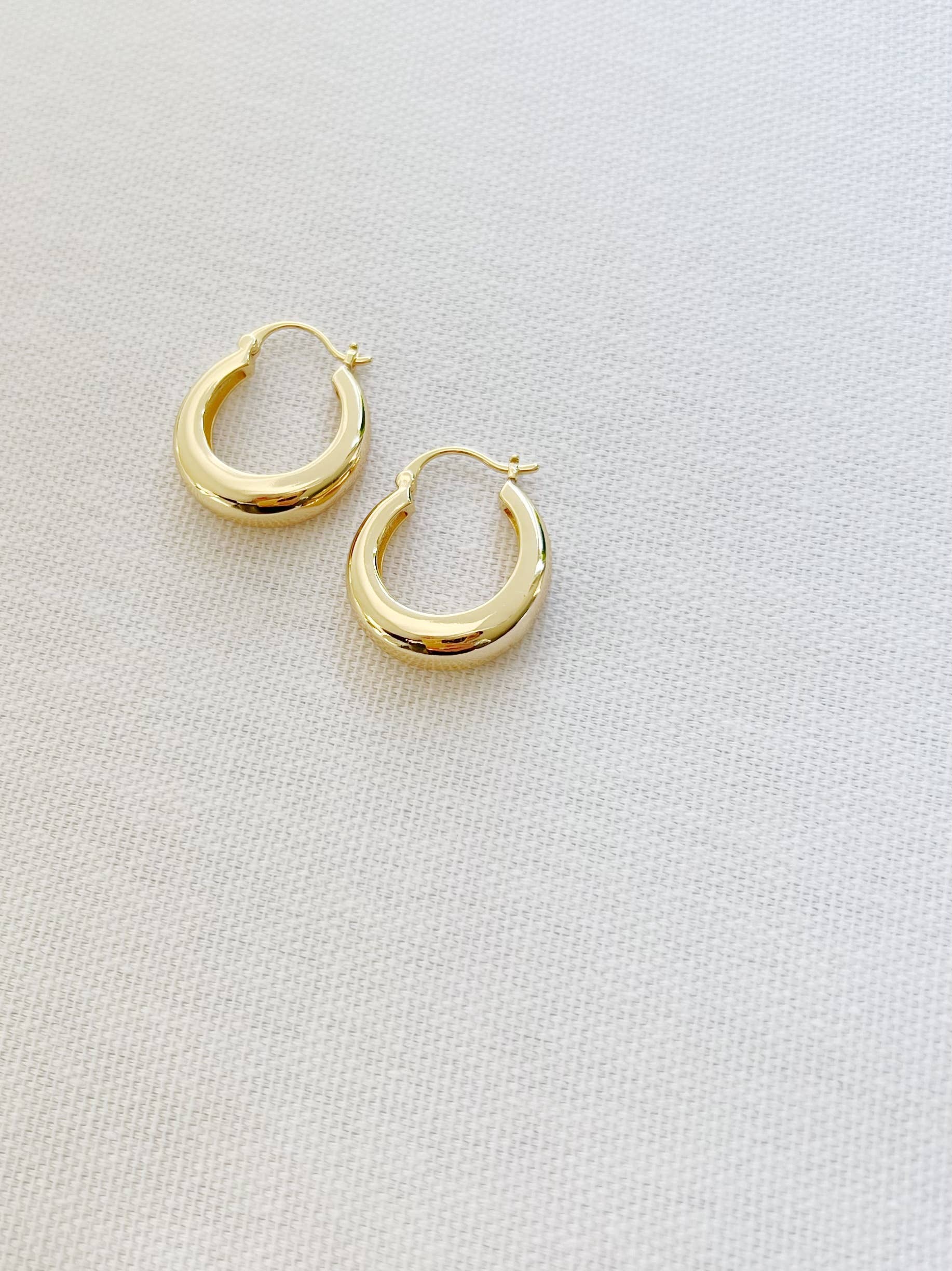 Wanderlust Hoops Earrings - Gold Filled