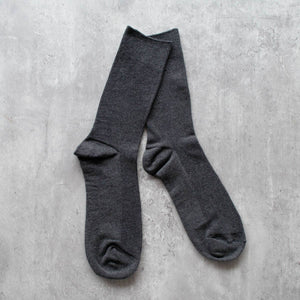 Men's Slim Cottage Crew Socks: Charcoal